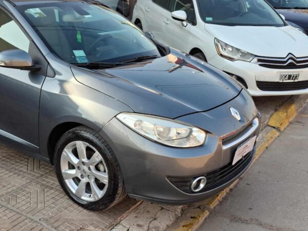 Renault Fluence Privilege CVT 2011