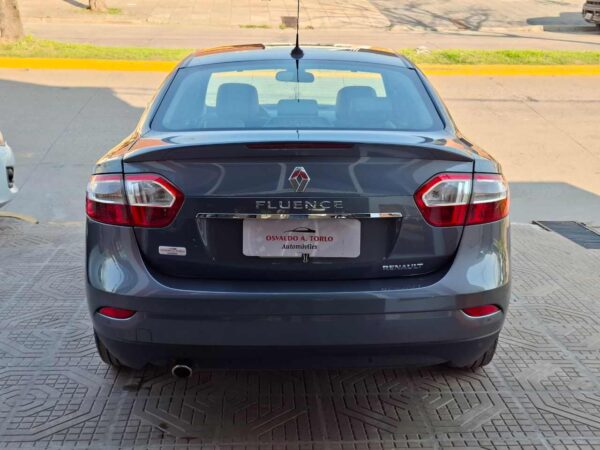Renault Fluence Privilege CVT 2011