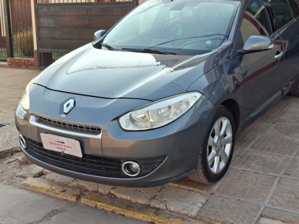 Renault Fluence Privilege CVT 2011