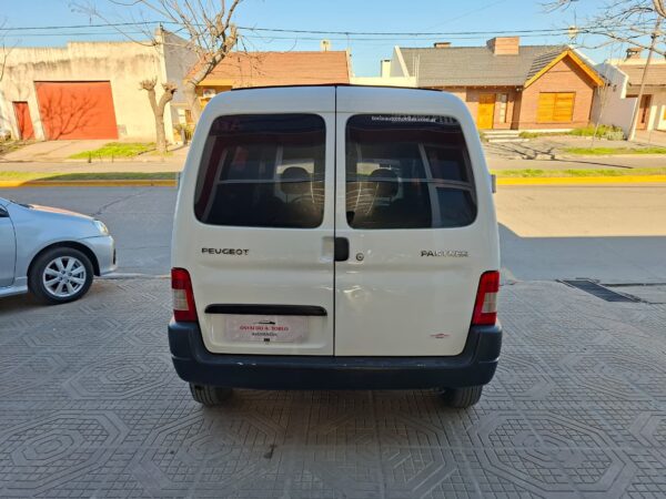 Peugeot Partner Furgon c/ Asientos 2013