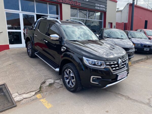 6c4bf46d-cee2-42c6-ba27-cf871ce27f25 - copia Renault Alaskan Iconic 4x4 Mt 2021