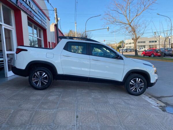 Fiat Toro Freedom 0km