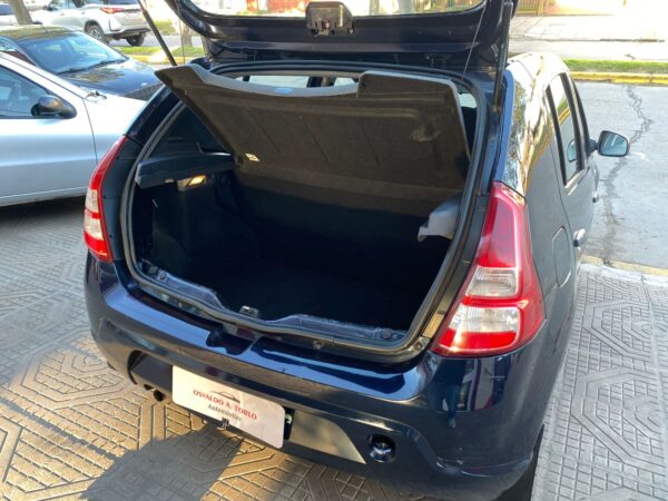 Renault Sandero Autentique Pack 2012