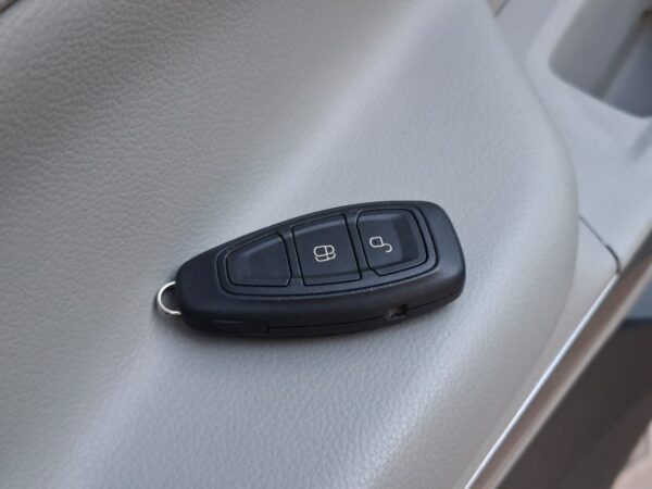9d336ff8-4090-410e-98a9-8053d1ace3c5 Ford Ecosport Titanium 2013