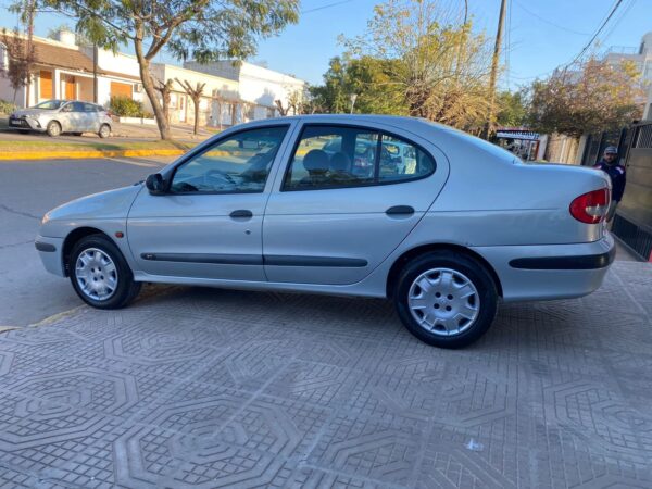 Renault Megane RT 2000