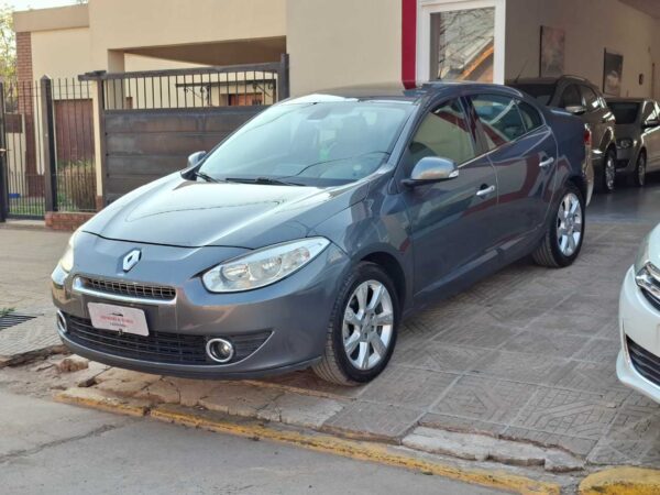 Renault Fluence Privilege CVT 2011