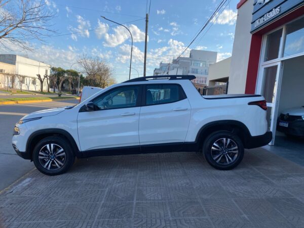 Fiat Toro Freedom 0km