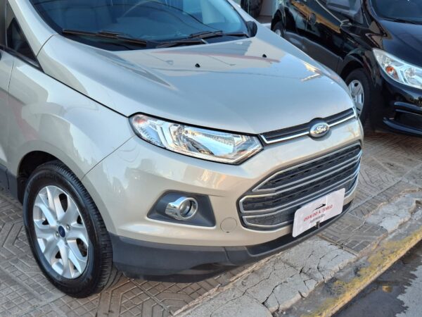 d8cbe5ea-0472-47dd-b5cb-c1d852171742 Ford Ecosport Titanium 2013