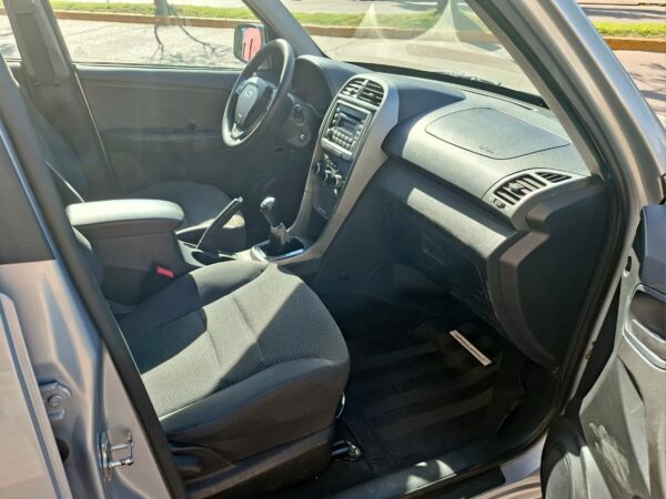 0c8ddb10-63c5-45b2-8114-038f6ac84cc2 Chery Tiggo GNC 2.0 2013