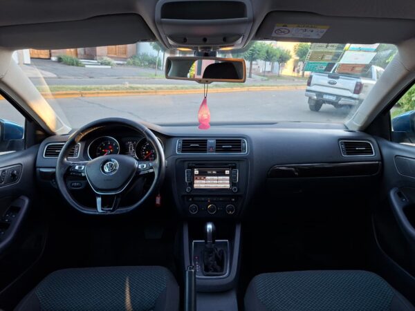 Volkswagen Vento AT Advance 2.5 año 2015