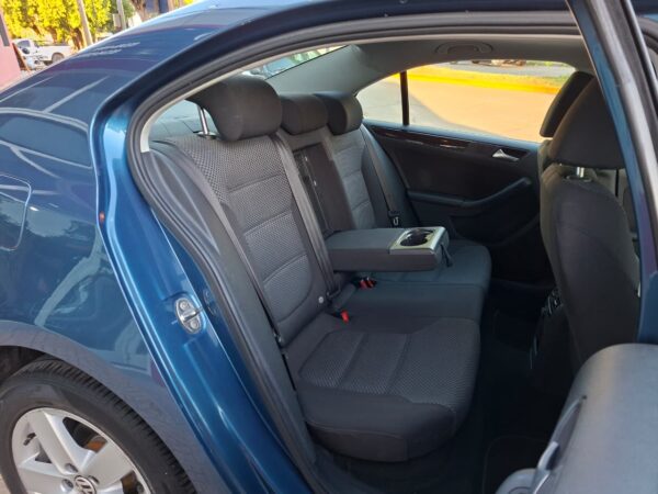 Volkswagen Vento AT Advance 2.5 año 2015