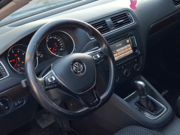Volkswagen Vento AT Advance 2.5 año 2015
