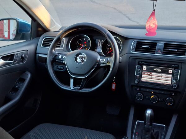 Volkswagen Vento AT Advance 2.5 año 2015