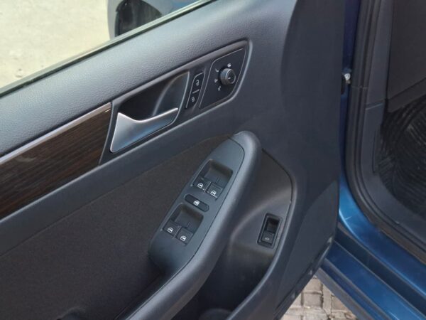 Volkswagen Vento AT Advance 2.5 año 2015