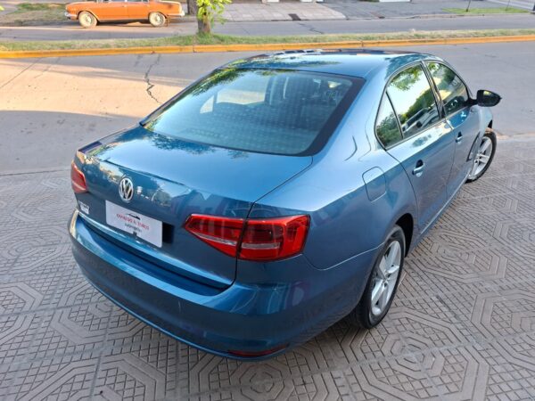 Volkswagen Vento AT Advance 2.5 año 2015