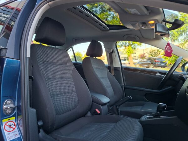 Volkswagen Vento AT Advance 2.5 año 2015