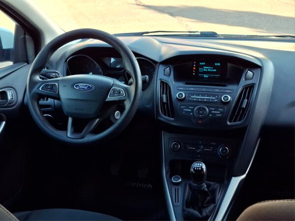 Ford Focus S Año 2015