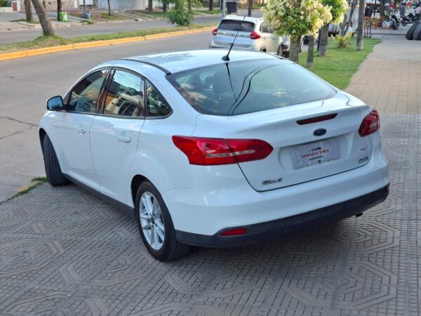 Ford Focus S Año 2015