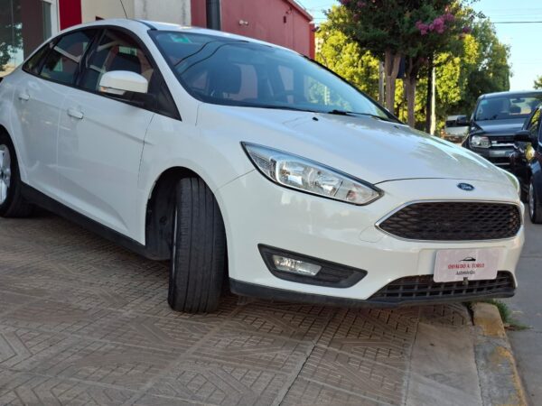 Ford Focus S Año 2015