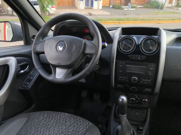 Renault Oroch Dynamique 1.6 año 2016