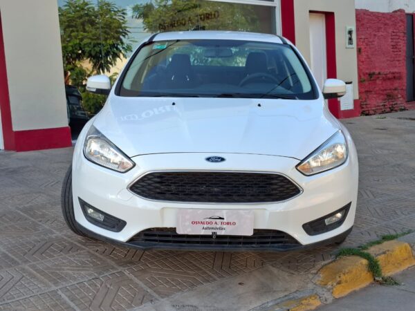 Ford Focus S Año 2015