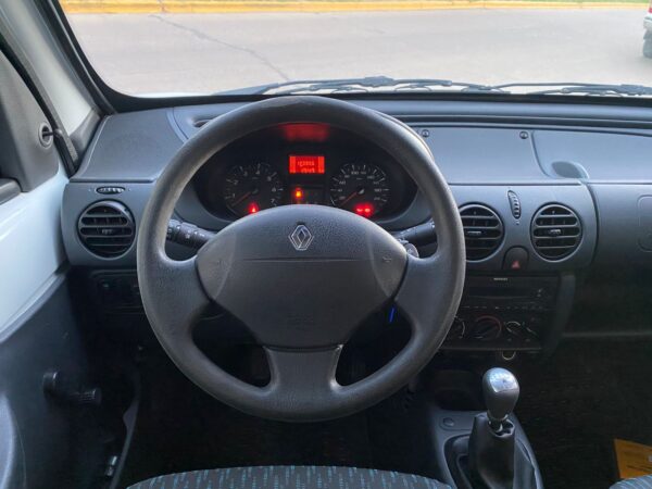 Renault Kangoo Autentique GNC Año 2017