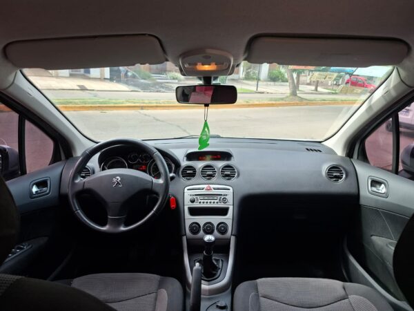 Peugeot 308 Active 1.6 Año 2015