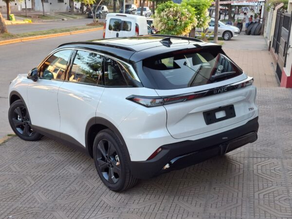80e18c81-f942-44b1-919c-365daf3404ce Baic X55 AT Año 2026