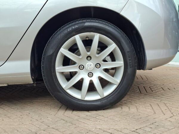 Peugeot 308 Active 1.6 Año 2015