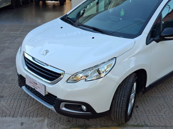 Peugeot 2008 Allure Nav AT Año 2018