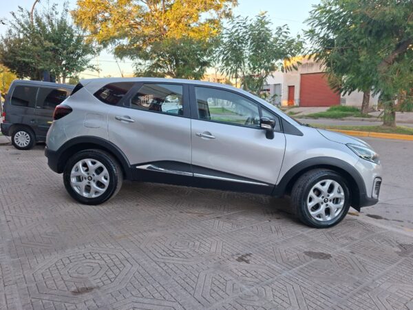 Renault Captur Zen 2.0 2018