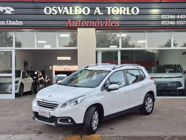 f6c5d0a9-b68d-46d0-b646-f909acd02f68 Peugeot 2008 Allure Año 2017