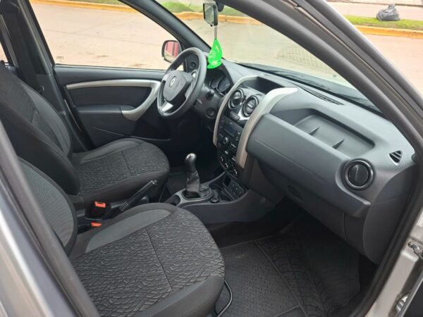 7a1a6b1b-d819-4120-8441-12220162b79c Renault Oroch Dynamique 1.6 2019